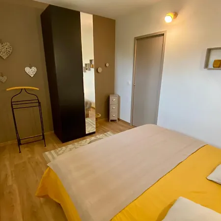 Sejour Confort Et Nature Apartamento Saint-Amans-Valtoret
