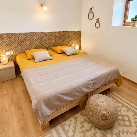 Confort Et Nature Appartamento Saint-Amans-Valtoret